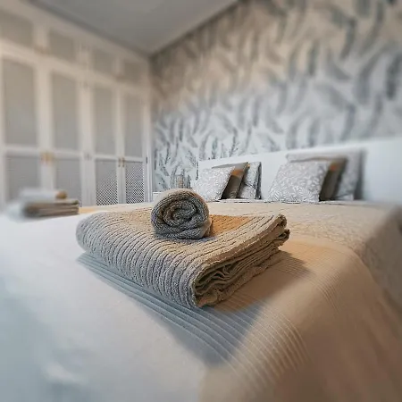 Charming & Sunny With Ocean View