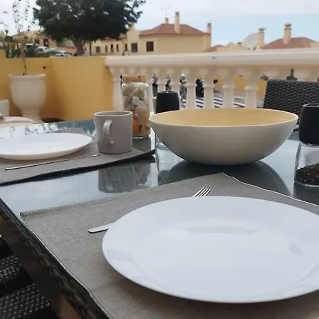 Διαμέρισμα Charming & Sunny With Ocean View